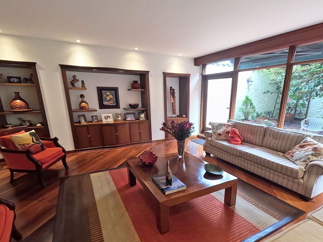 Casa de 3 alcobas en venta en La Calleja, Bogotá, 297 m² · foto 11 de 20
