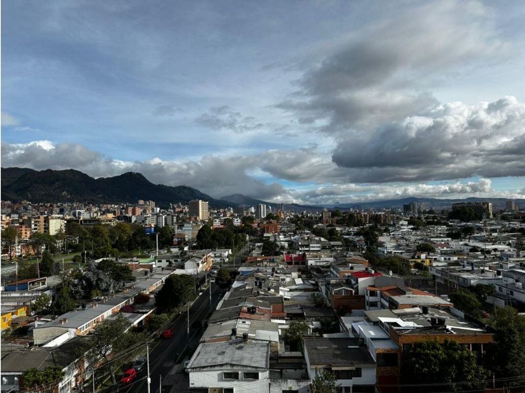 Apartaestudio en venta en Polo Club, Bogotá, 28 m² · foto 2 de 20