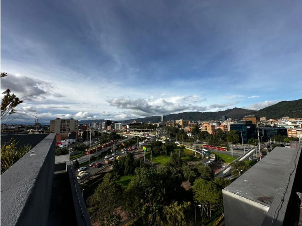 Apartaestudio en venta en Polo Club, Bogotá, 28 m² · foto 8 de 20