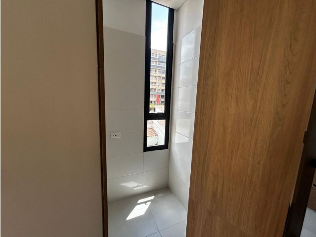 Apartamento de 1 alcoba en venta en Chico, Bogotá, 45 m² · foto 10 de 16