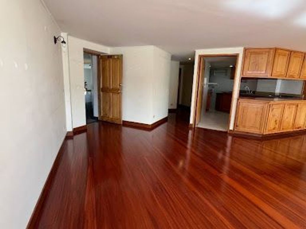 Apartamento de 2 alcobas en venta en San Patricio, Bogotá, 86 m² · foto 6 de 20