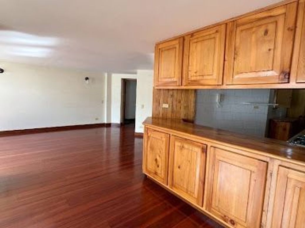 Apartamento de 2 alcobas en venta en San Patricio, Bogotá, 86 m² · foto 8 de 20