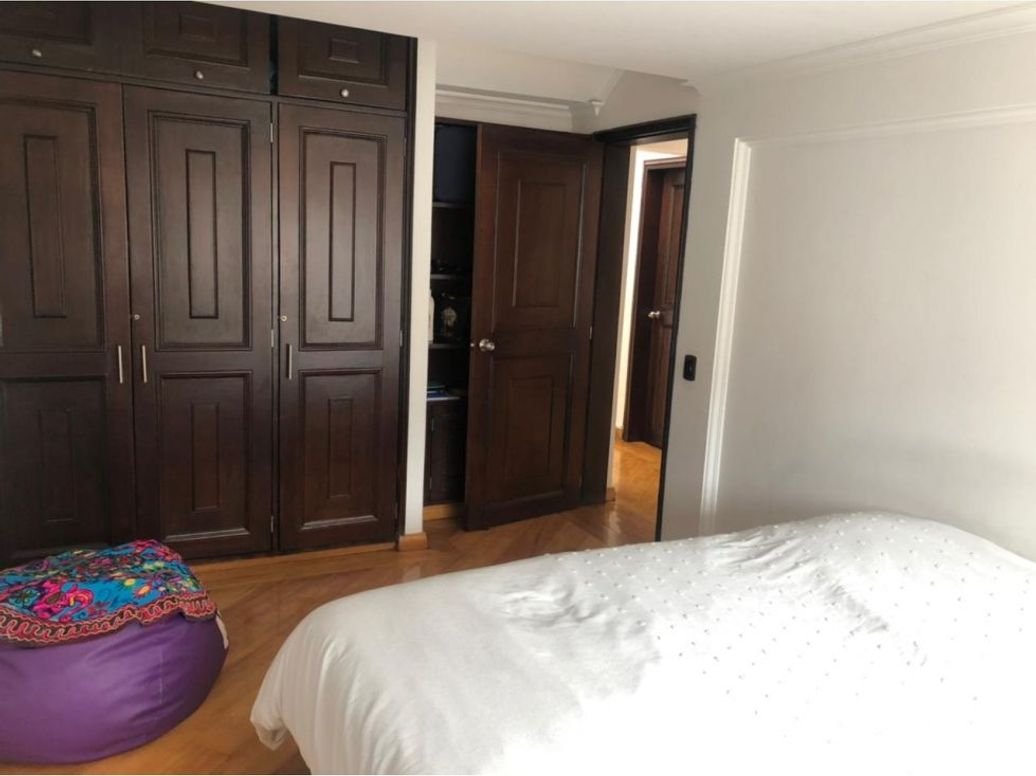 Casa de 4 alcobas en venta en Santa Barbara, Bogotá, 384 m² · foto 7 de 20
