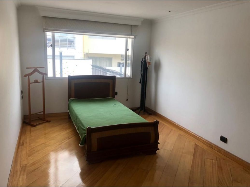 Casa de 4 alcobas en venta en Santa Barbara, Bogotá, 384 m² · foto 10 de 20