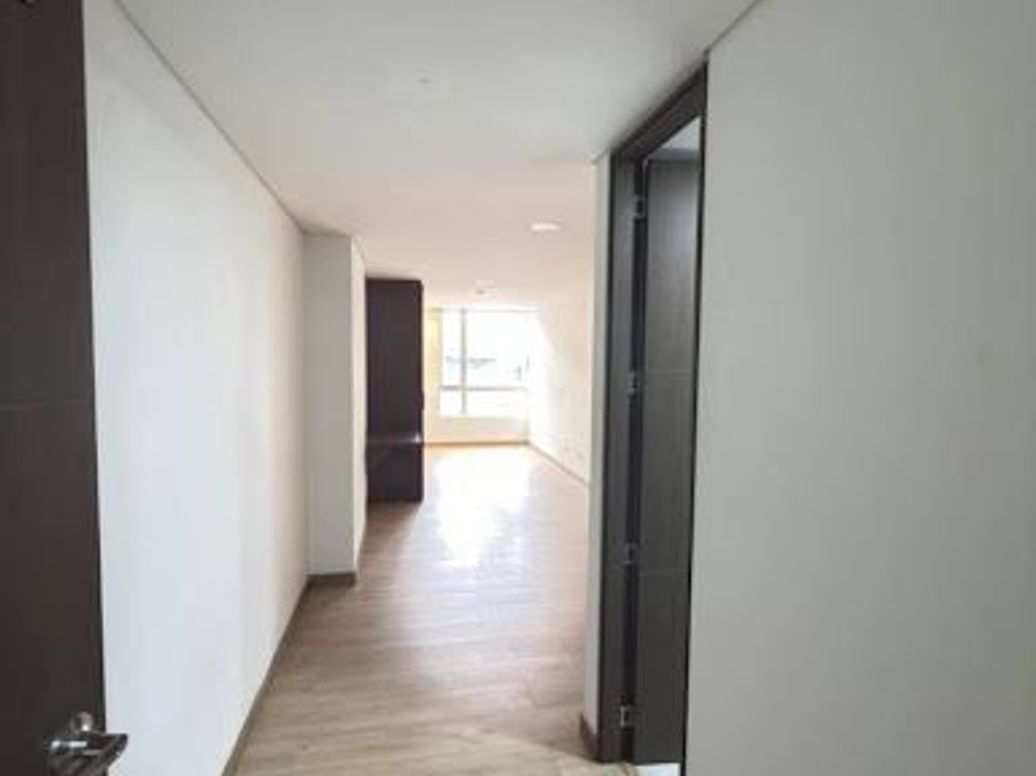 Apartamento de 1 alcoba en venta en Chapinero Central, Bogotá, 24 m² · foto 6 de 12
