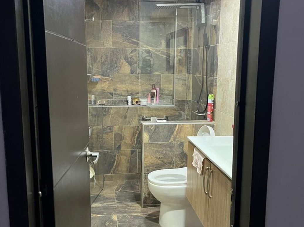 Casa de 6 alcobas en venta en Santander Sur, Bogotá, 480 m² · foto 4 de 9