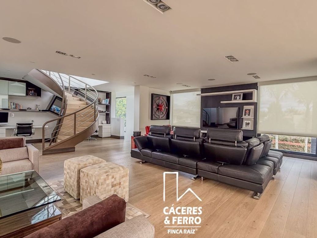 Casa de 3 alcobas en venta en Casa Blanca, Bogotá, 1811 m² · foto 3 de 20