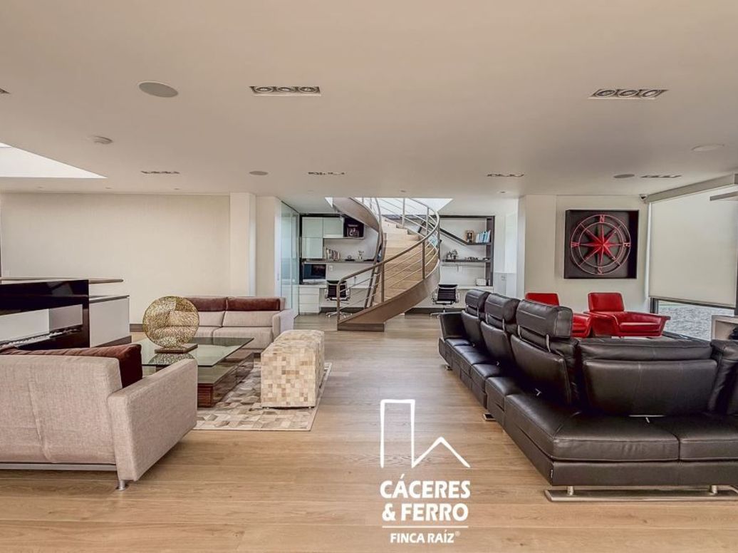 Casa de 3 alcobas en venta en Casa Blanca, Bogotá, 1811 m² · foto 7 de 20