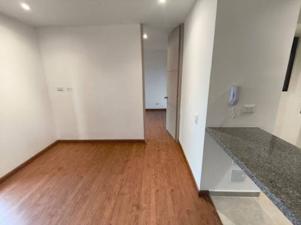 Apartaestudio en venta en El Redil, Bogotá, 59 m² · foto 5 de 12