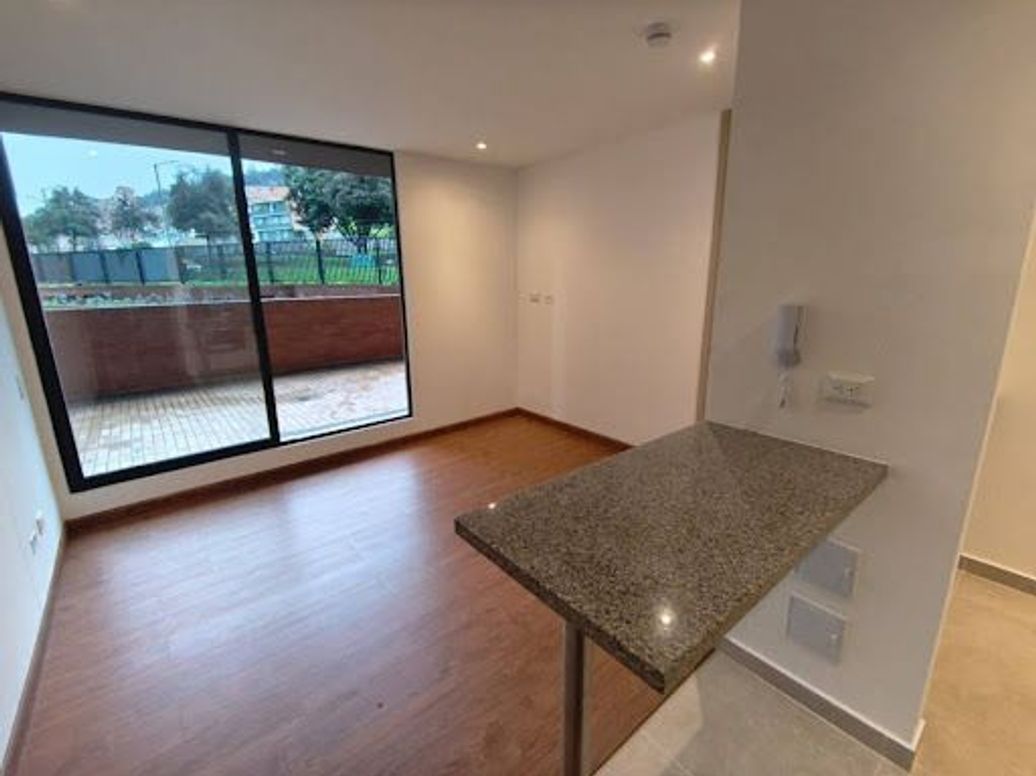 Apartaestudio en venta en El Redil, Bogotá, 59 m² · foto 6 de 12