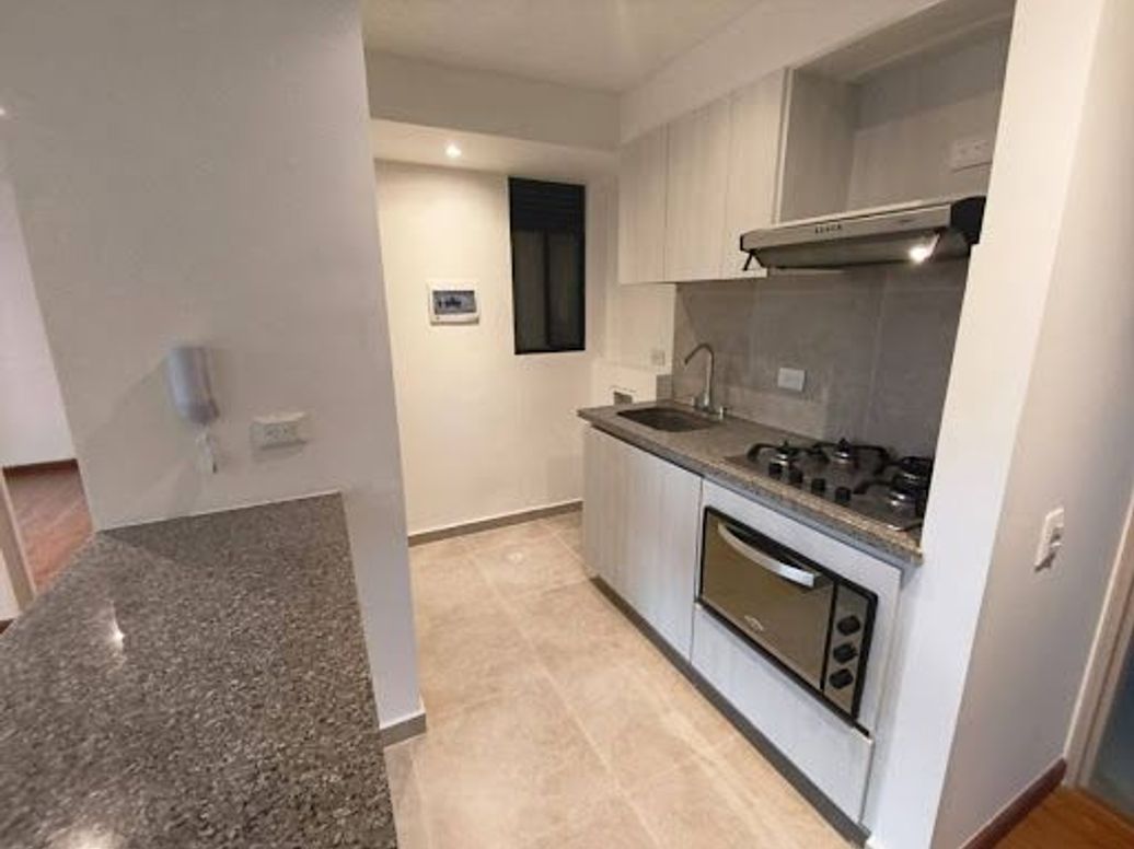 Apartaestudio en venta en El Redil, Bogotá, 59 m² · foto 8 de 12