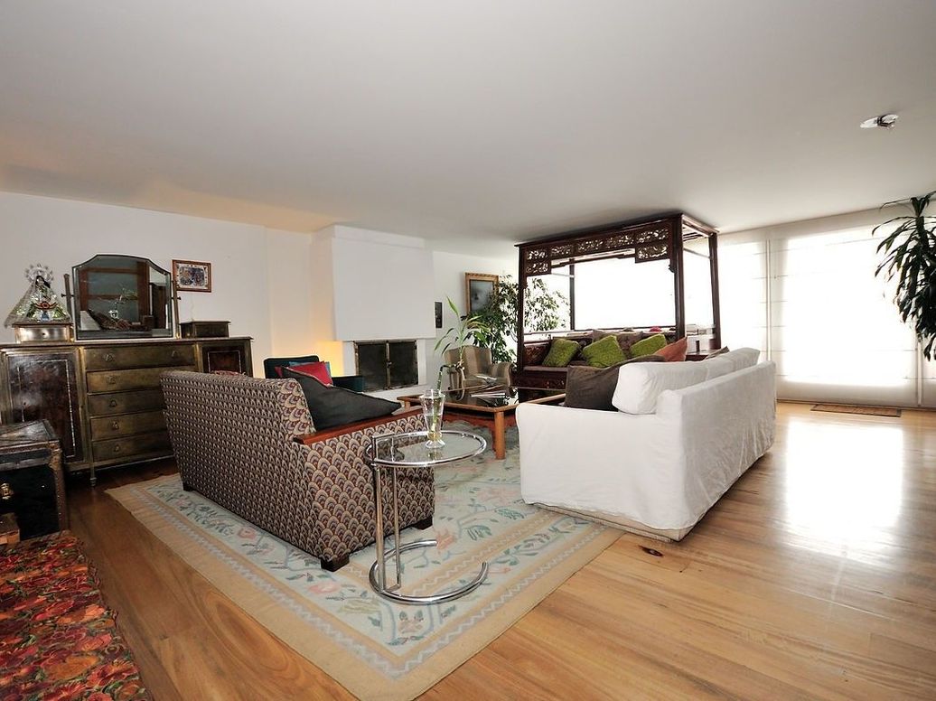 Casa de 3 alcobas en venta en El Refugio, Bogotá, 521 m² · foto 3 de 15