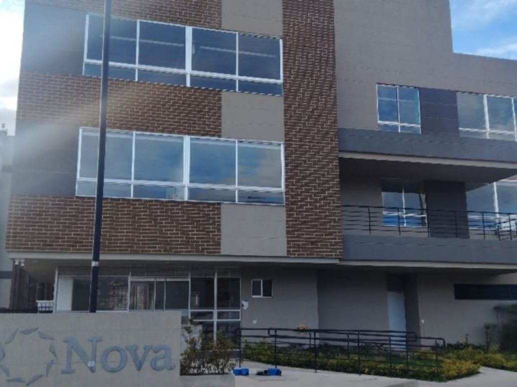 Apartamento de 2 alcobas en venta en San José De Bavaria, Bogotá, 42 m² · foto 2 de 15