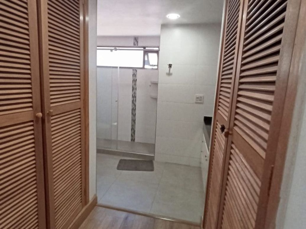 Apartamento de 3 alcobas en venta en Chicó Norte, Bogotá, 286 m² · foto 14 de 20