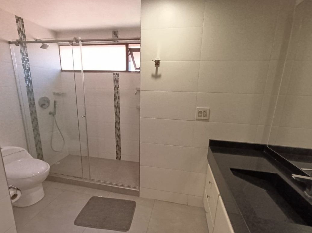 Apartamento de 3 alcobas en venta en Chicó Norte, Bogotá, 286 m² · foto 15 de 20