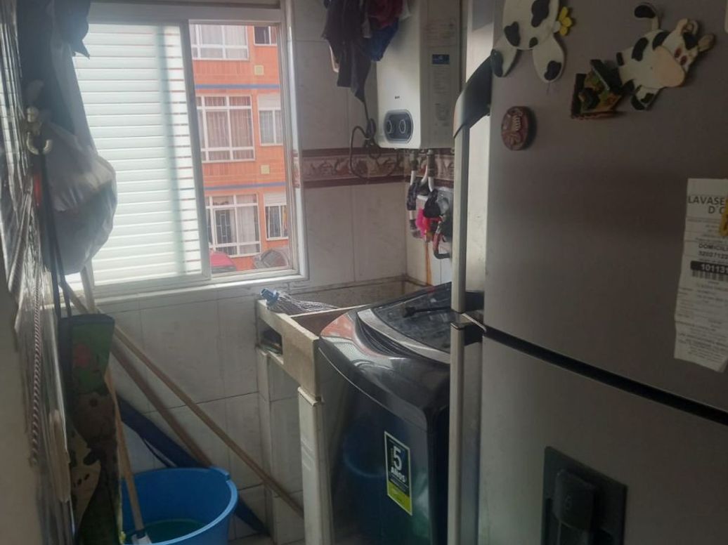 Apartamento de 3 alcobas en venta en Campo Alegre, Bogotá, 48 m² · foto 5 de 14