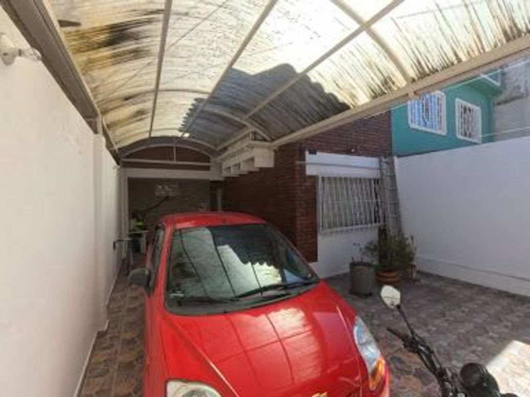 Casa de 3 alcobas en venta en Madelena, Bogotá, 140 m² · foto 2 de 20