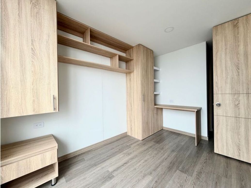 Apartamento de 2 alcobas en venta en Los Cedros, Bogotá, 42 m² · foto 6 de 19