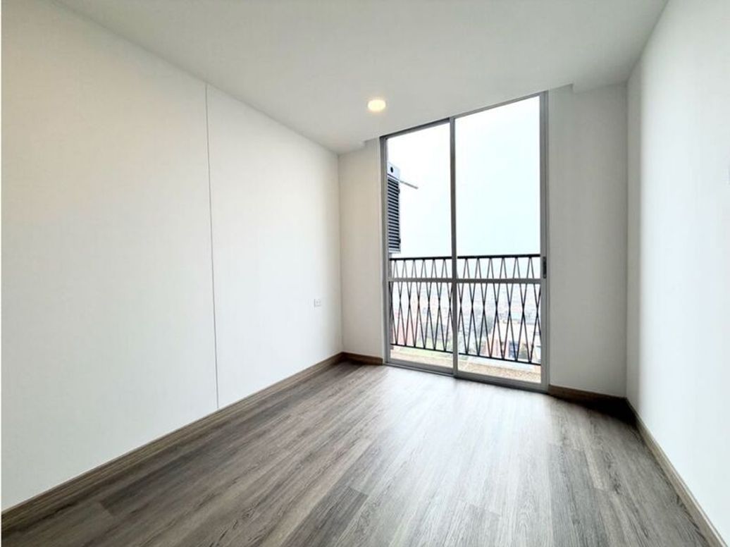 Apartamento de 2 alcobas en venta en Los Cedros, Bogotá, 42 m² · foto 8 de 19