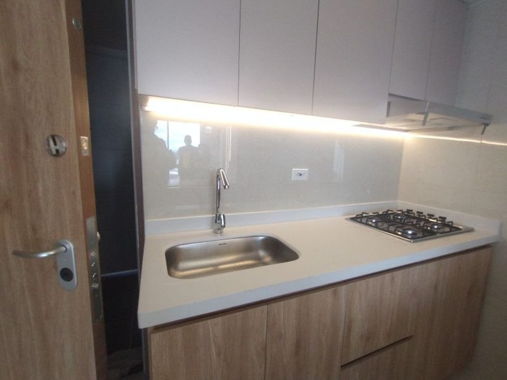 Apartamento de 2 alcobas en venta en Industrial Centenario, Bogotá, 47 m² · foto 5 de 20