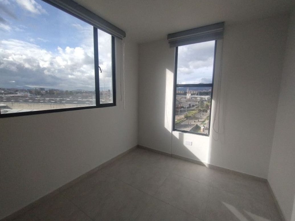 Apartamento de 2 alcobas en venta en Industrial Centenario, Bogotá, 47 m² · foto 9 de 20
