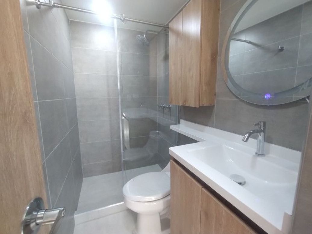 Apartamento de 2 alcobas en venta en Industrial Centenario, Bogotá, 47 m² · foto 14 de 20