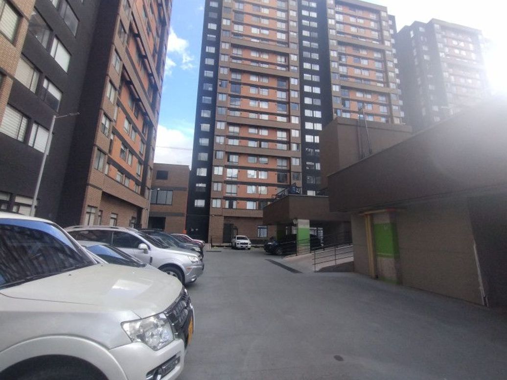 Apartamento de 2 alcobas en venta en Industrial Centenario, Bogotá, 47 m² · foto 17 de 20