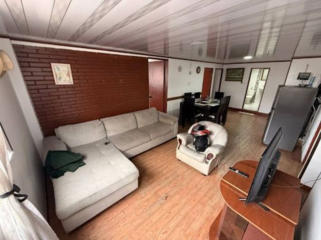 Casa de 6 alcobas en venta en Lucerna, Bogotá, 266 m² · foto 4 de 20