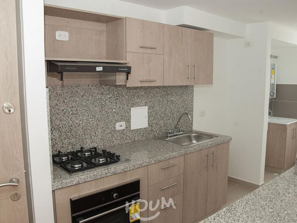 Apartamento de 3 alcobas en venta en Campo Alegre, Bogotá, 61 m² · foto 11 de 20