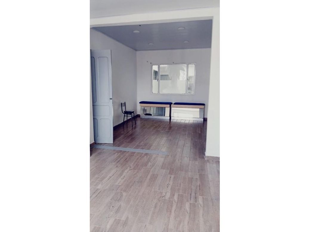 Casa de 6 alcobas en venta en Chapinero, Bogotá, 166 m² · foto 9 de 15