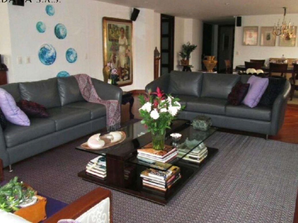 Apartamento de 5 alcobas en venta en La Carolina, Bogotá, 340 m² · foto 8 de 11