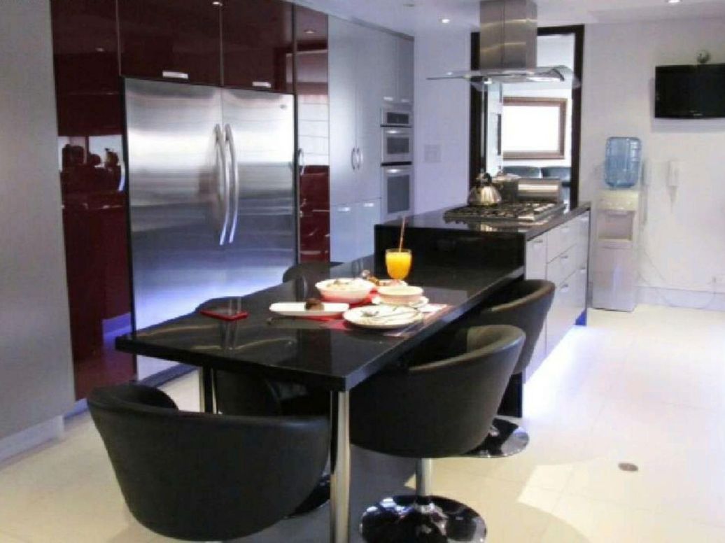 Apartamento de 5 alcobas en venta en La Carolina, Bogotá, 340 m² · foto 7 de 11