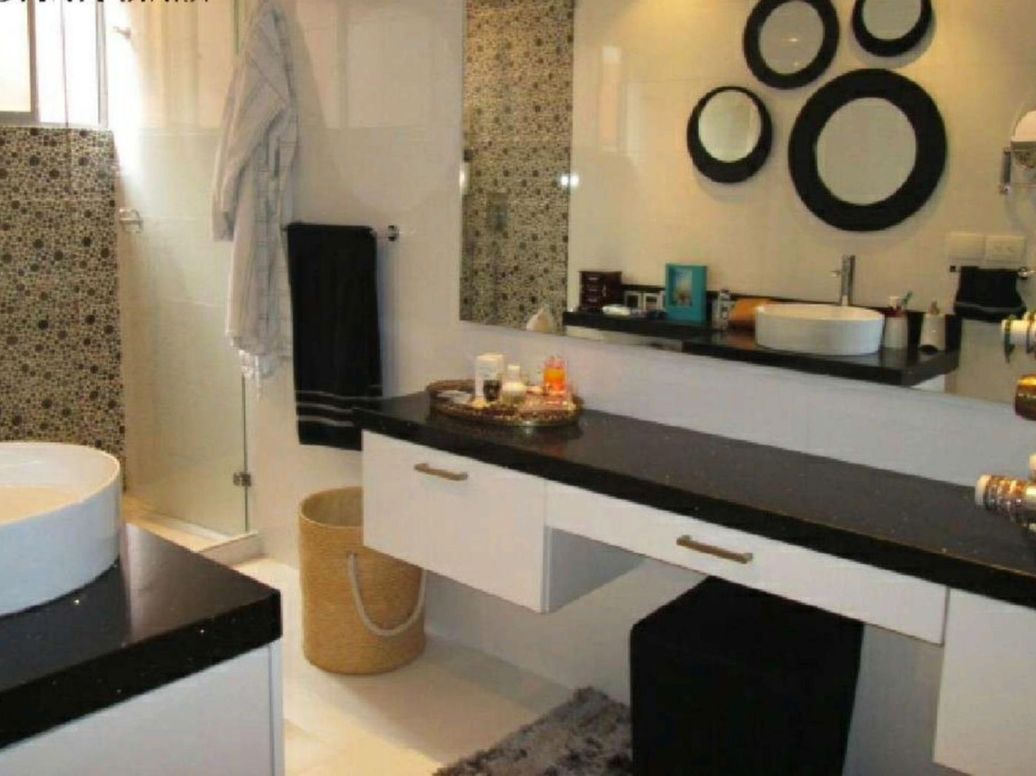 Apartamento de 5 alcobas en venta en La Carolina, Bogotá, 340 m² · foto 6 de 11
