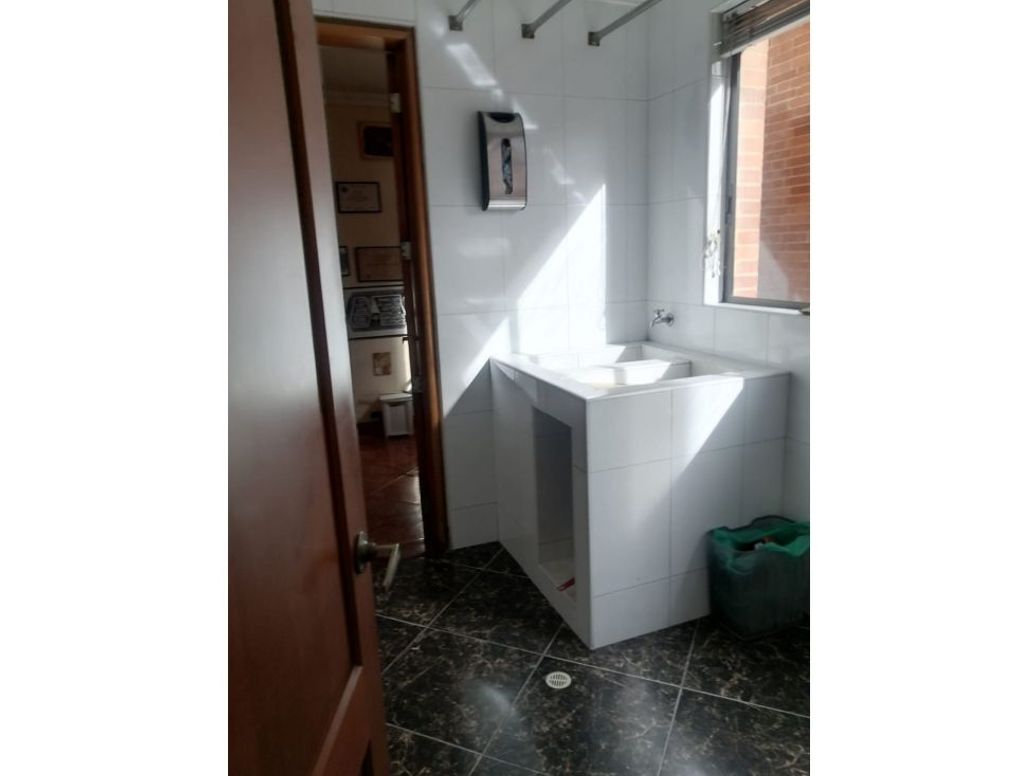 Apartamento de 3 alcobas en venta en Ub. Bosques De Medina, Bogotá, 232 m² · foto 19 de 20