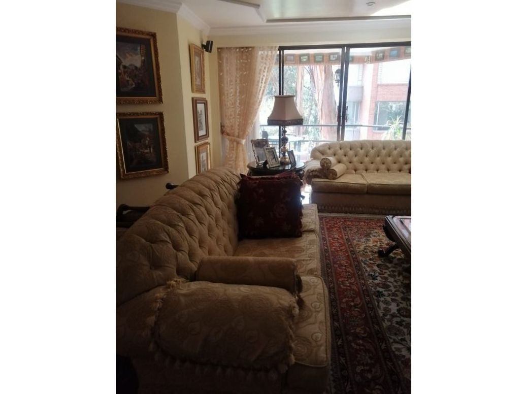 Apartamento de 3 alcobas en venta en Ub. Bosques De Medina, Bogotá, 232 m² · foto 2 de 20