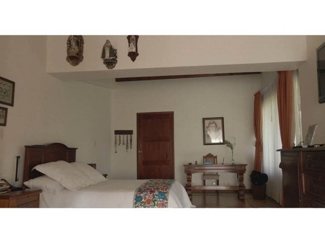 Casa de 7 alcobas en venta en Niza Suba, Bogotá, 1600 m² · foto 14 de 20