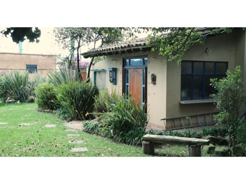 Casa de 7 alcobas en venta en Niza Suba, Bogotá, 1600 m² · foto 17 de 20