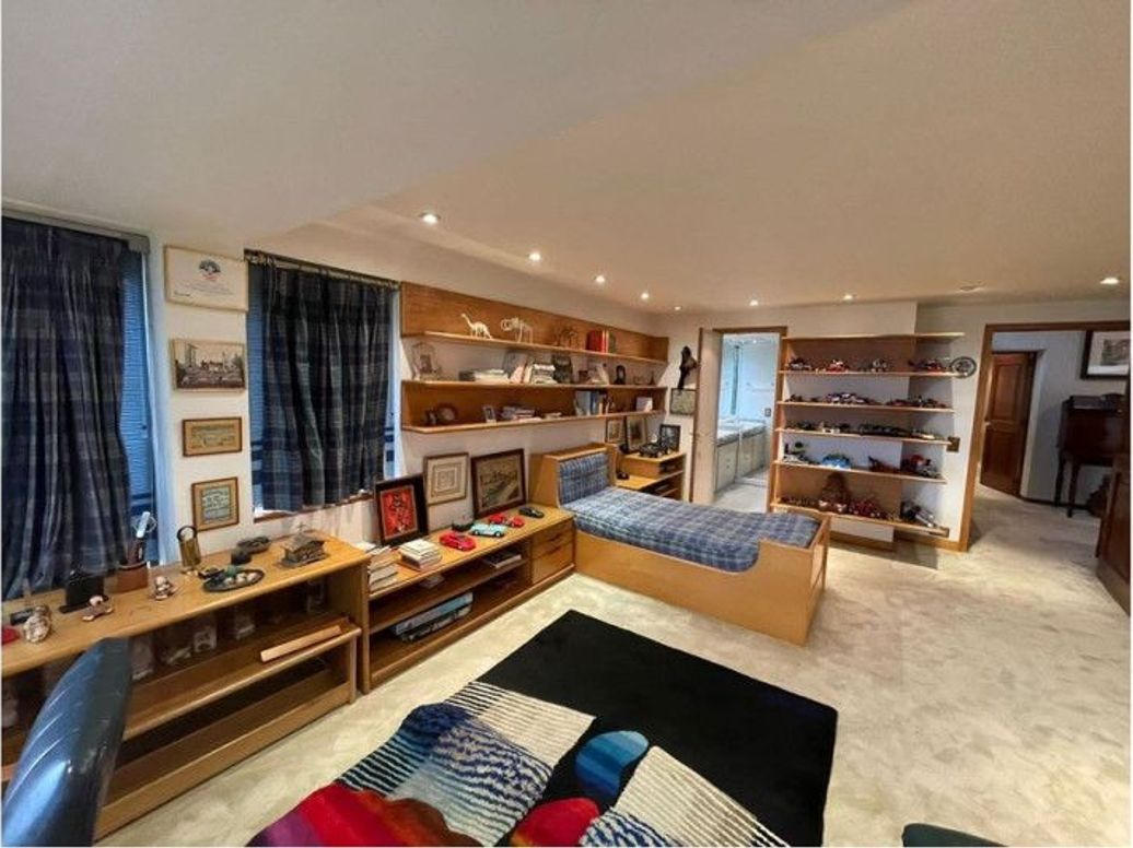 Casa de 4 alcobas en venta en El Refugio, Bogotá, 827 m² · foto 16 de 20