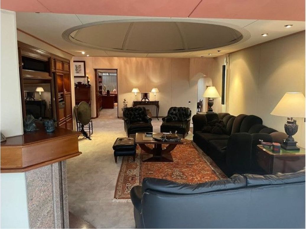 Casa de 4 alcobas en venta en El Refugio, Bogotá, 827 m² · foto 10 de 20