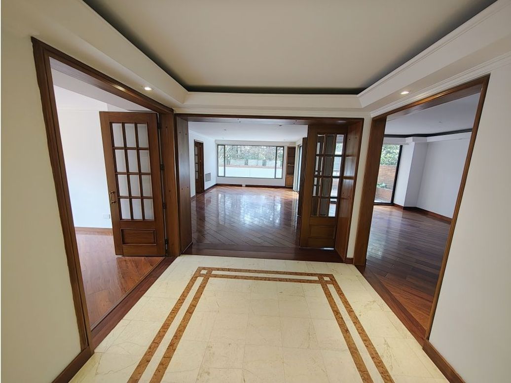 Apartamento de 4 alcobas en venta en Santa Ana, Bogotá, 223 m² · foto 4 de 20