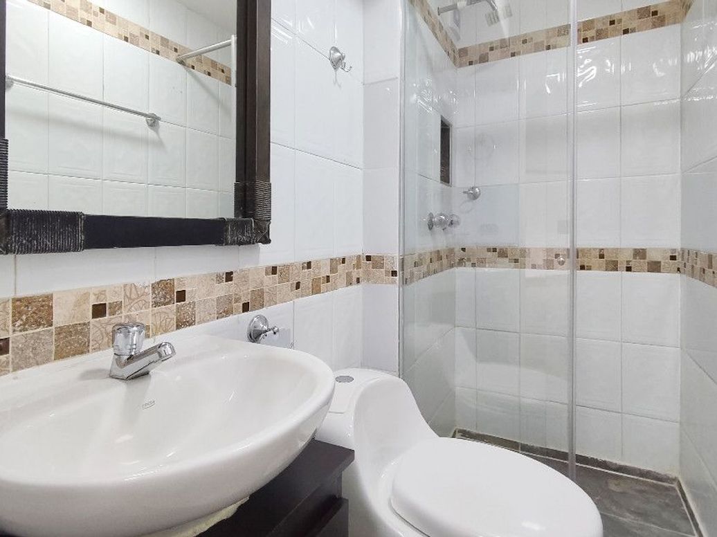 Apartamento de 3 alcobas en venta en Tejares Del Norte, Bogotá, 76 m² · foto 10 de 15