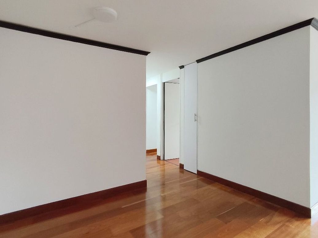 Apartamento de 3 alcobas en venta en Tejares Del Norte, Bogotá, 76 m² · foto 3 de 15