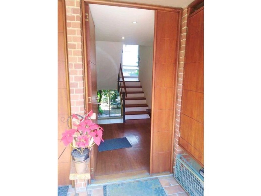 Casa de 3 alcobas en venta en Portales Del Norte, Bogotá, 150 m² · foto 3 de 10