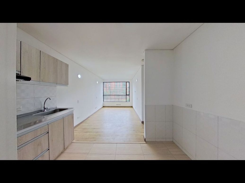 Apartamento de 2 alcobas en venta en Normandia Occidental, Bogotá, 38 m² · foto 2 de 20