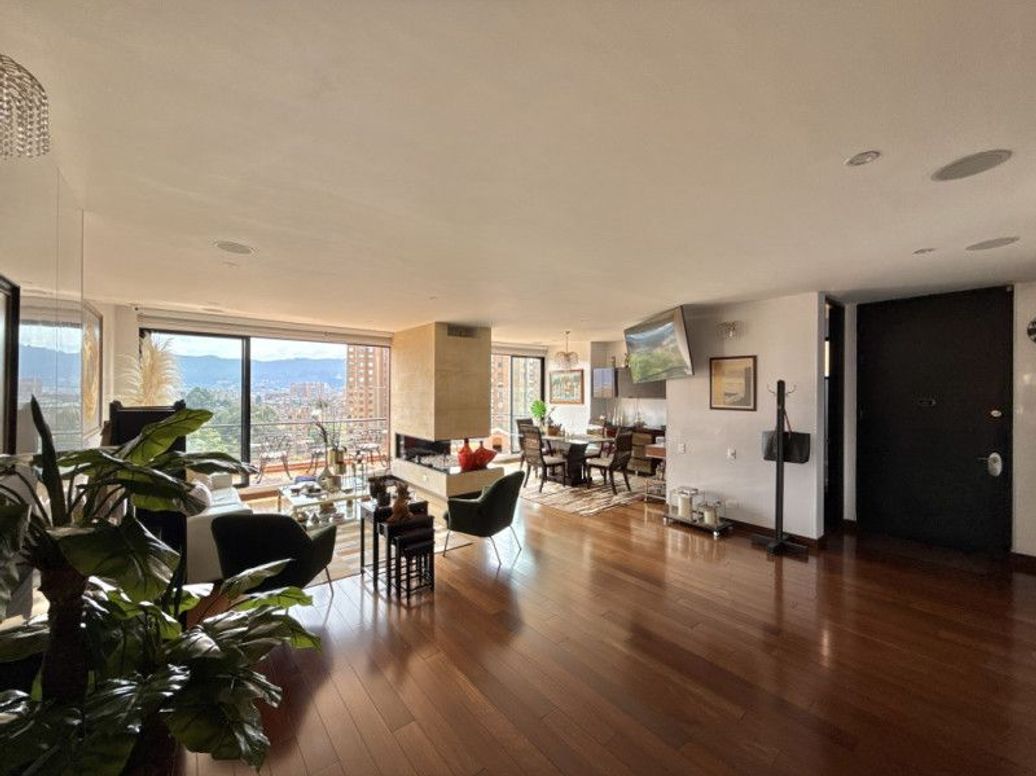 Apartamento de 5 alcobas en venta en Casa Blanca Suba, Bogotá, 660 m² · foto 5 de 20