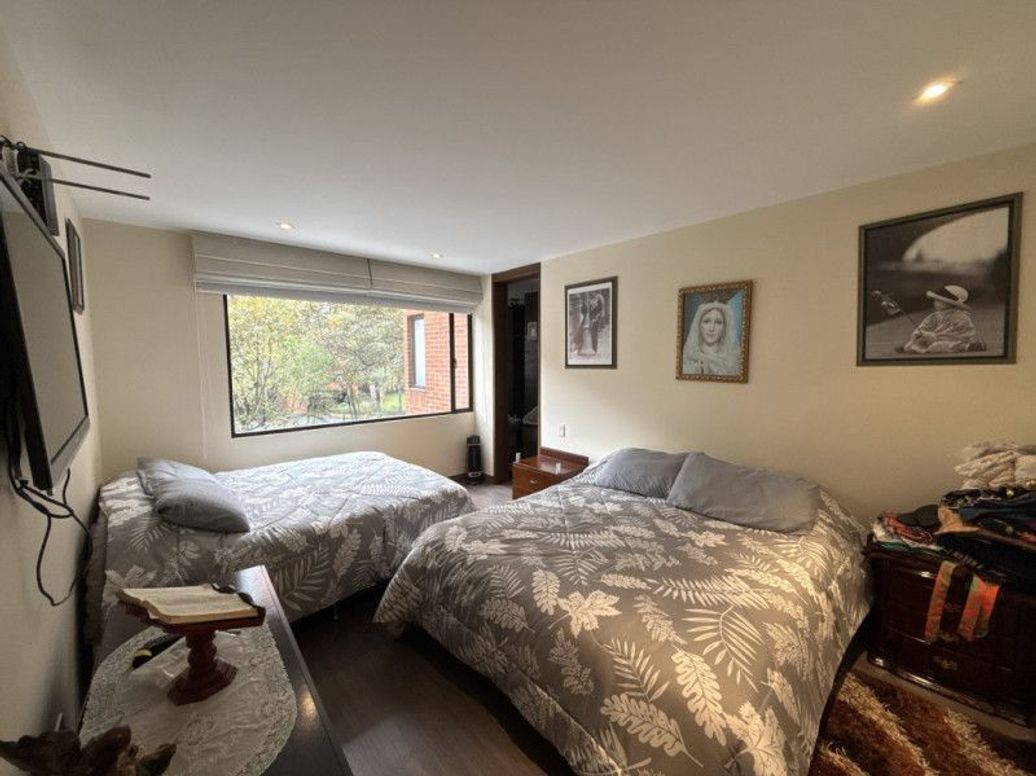 Apartamento de 4 alcobas en venta en Cedritos, Bogotá, 340 m² · foto 19 de 20