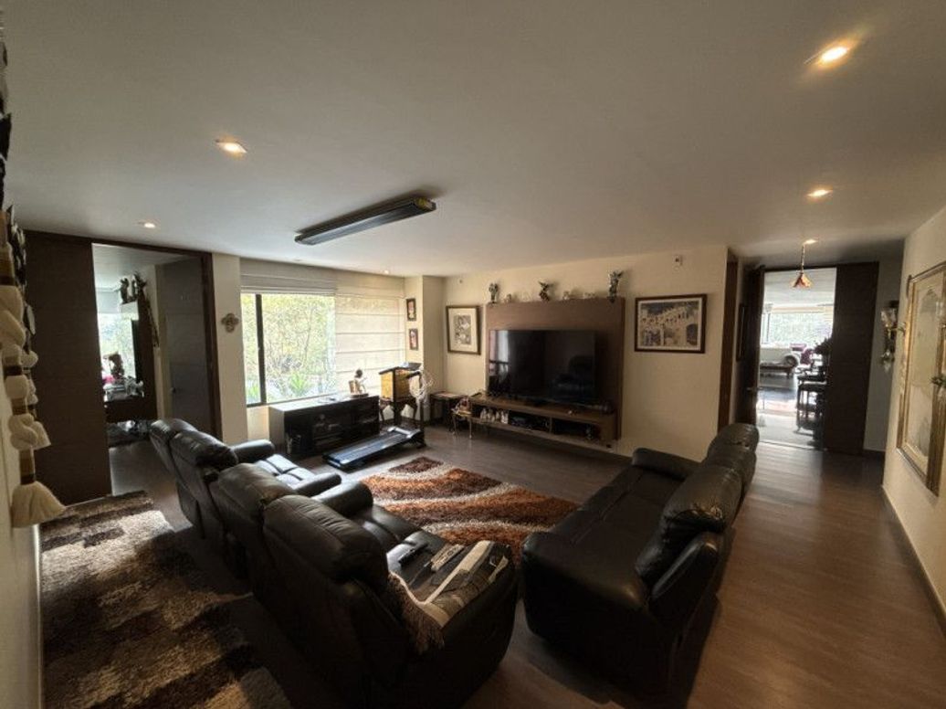 Apartamento de 4 alcobas en venta en Cedritos, Bogotá, 340 m² · foto 11 de 20