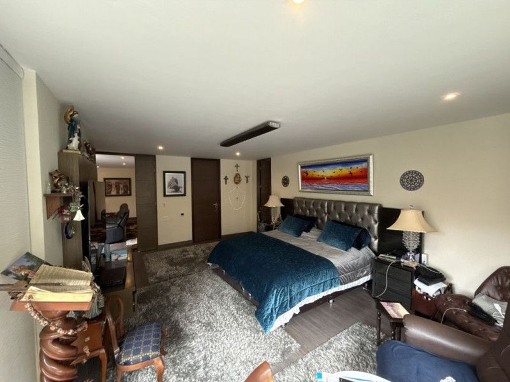 Apartamento de 4 alcobas en venta en Cedritos, Bogotá, 340 m² · foto 17 de 20