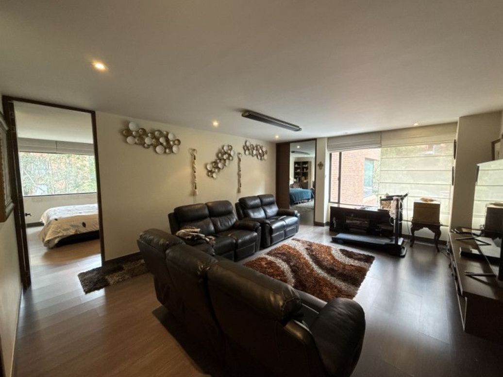 Apartamento de 4 alcobas en venta en Cedritos, Bogotá, 340 m² · foto 12 de 20
