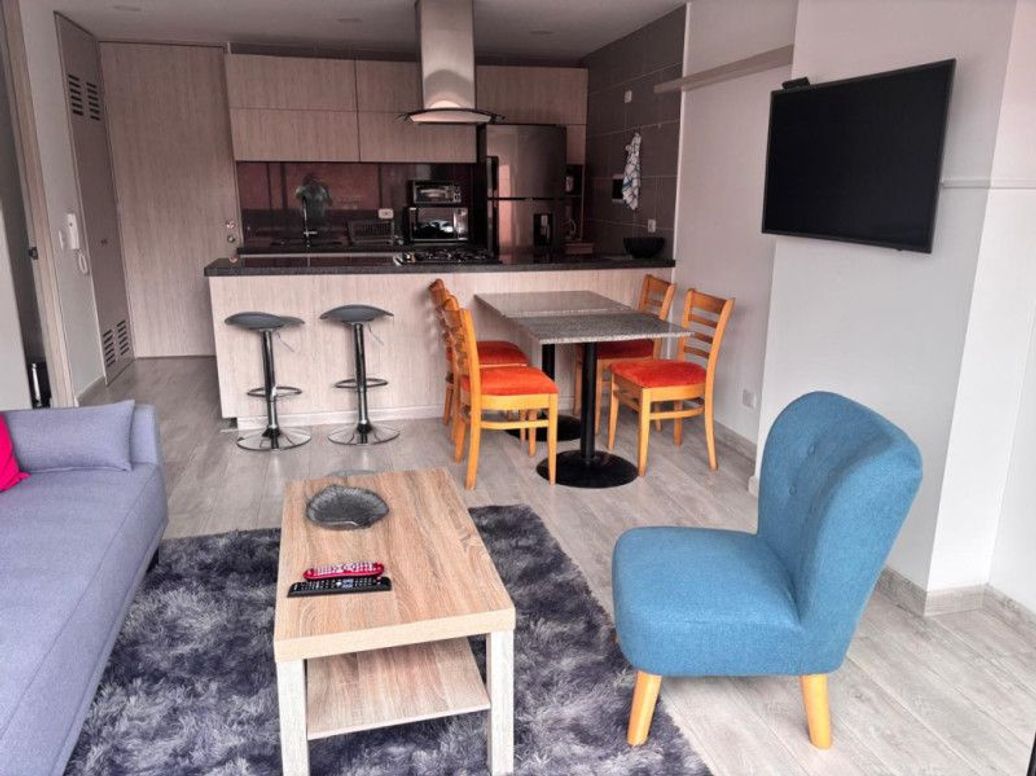 Apartaestudio en venta en Santa Barbara Central, Bogotá, 50 m² · foto 2 de 20